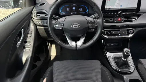 HYUNDAI i30 i30 1.0 T-GDI Modern