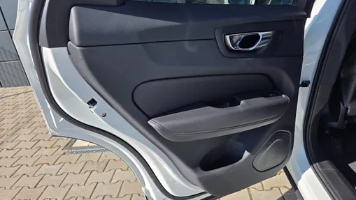 VOLVO XC60 XC60 B4 D AWD Inscription aut