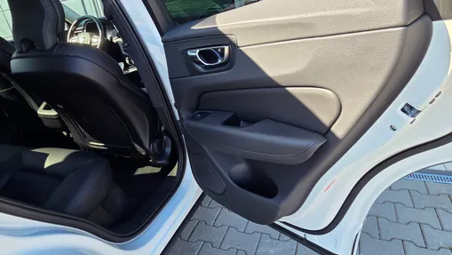 VOLVO XC60 XC60 B4 D AWD Inscription aut
