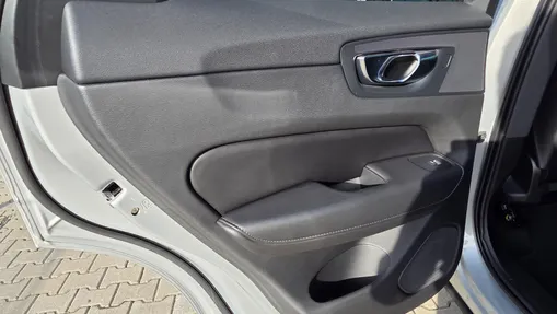 VOLVO XC60 XC60 B4 D AWD Inscription aut