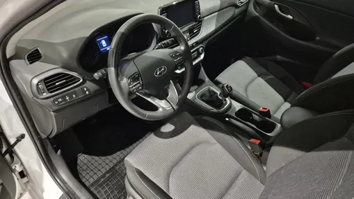 HYUNDAI i30 i30 1.5 T-GDI 48V Modern