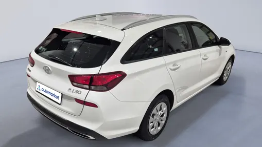 HYUNDAI i30 i30 1.5 T-GDI 48V Modern