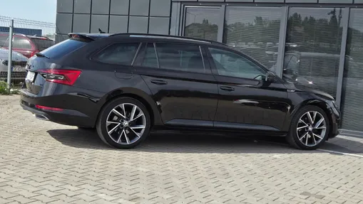 SKODA Superb Superb 2.0 TDI 4x4 Sportline DSG