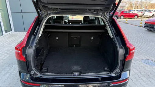 VOLVO XC60 XC60 T4 Momentum aut