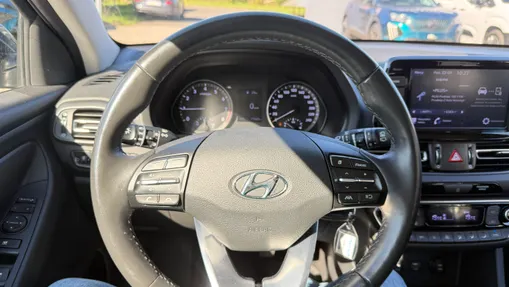 HYUNDAI i30 i30 1.0 T-GDI Smart