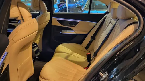 MERCEDES-BENZ E Klasa E 200 mHEV Avantgarde 9G-Tronic