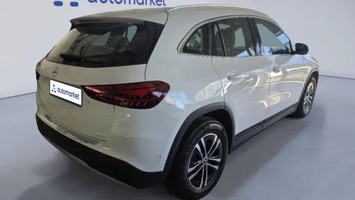MERCEDES-BENZ GLA GLA 200 Style