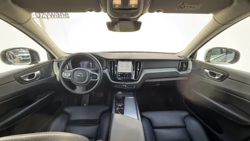 VOLVO XC60 XC60 B4 D AWD Plus Dark aut