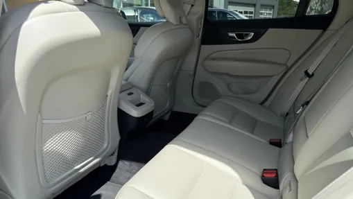 VOLVO V60 V60 B4 B Plus Dark aut