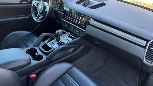 PORSCHE Cayenne Cayenne Platinum Edition