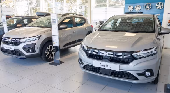 Dacia Sandero w 2025 r. Praktyczna oszczędność i niezawodność