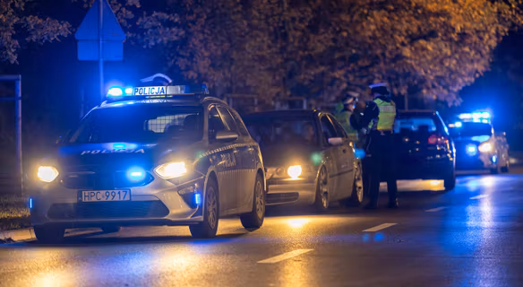 Kalendarz kontroli drogowych w Polsce 2026 – kiedy spodziewać się wzmożonych działań policji?