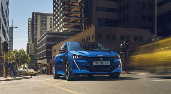 Peugeot 2008. Opinie, silniki, wymiary, spalanie i ceny