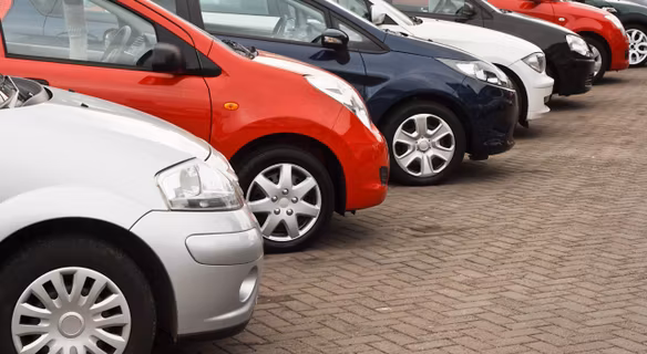 Używane auto w wynajmie długoterminowym. Przykładowe modele do 1000 zł miesięcznie