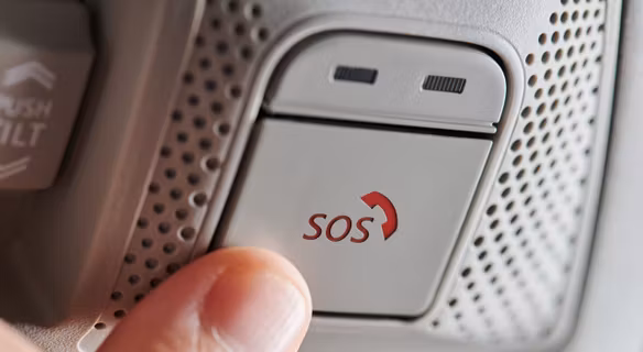 System eCall. Co to jest, jak działa i czy jest obowiązkowy? Kompendium wiedzy