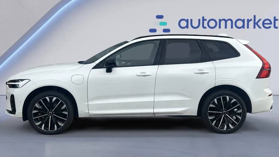 VOLVO XC60 XC60 T8 Plug-In Hybrid AWD Ultra Dark aut