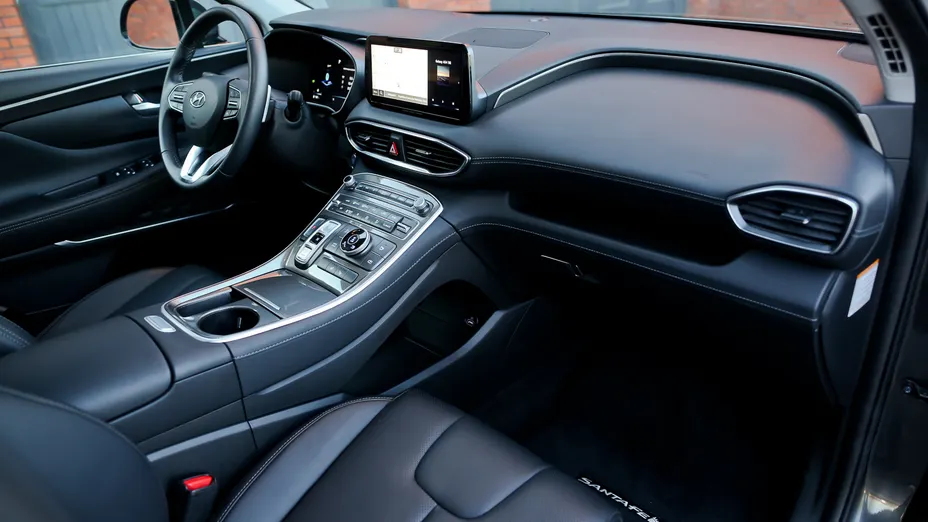 HYUNDAI Santa Fe Santa Fe 1.6 T-GDI HEV Platinum 4WD aut