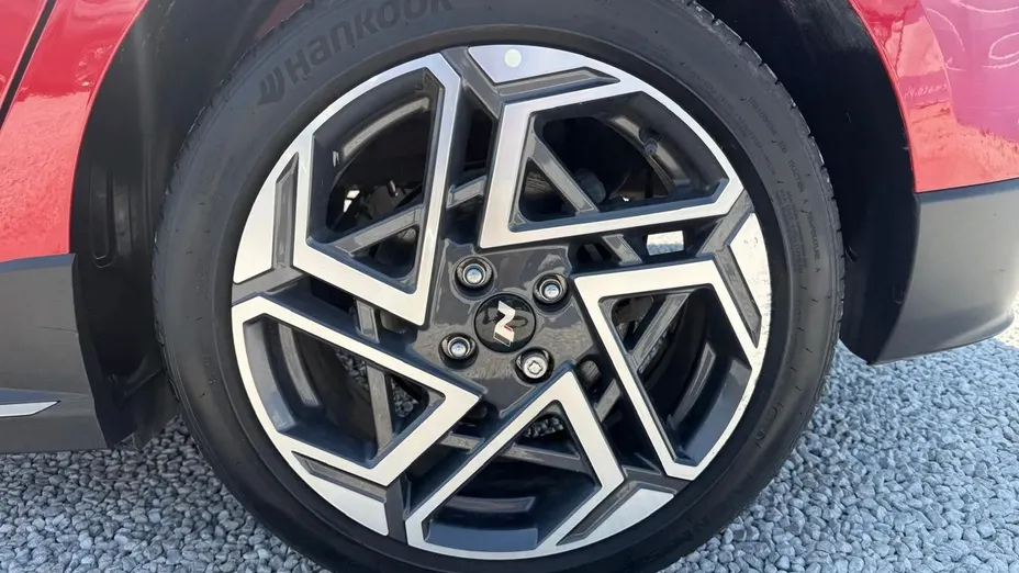 HYUNDAI i20 -
