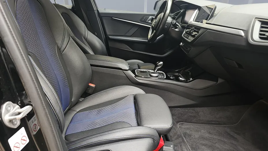 BMW Seria 1 118i M Sport aut
