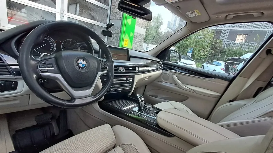 BMW X5 -