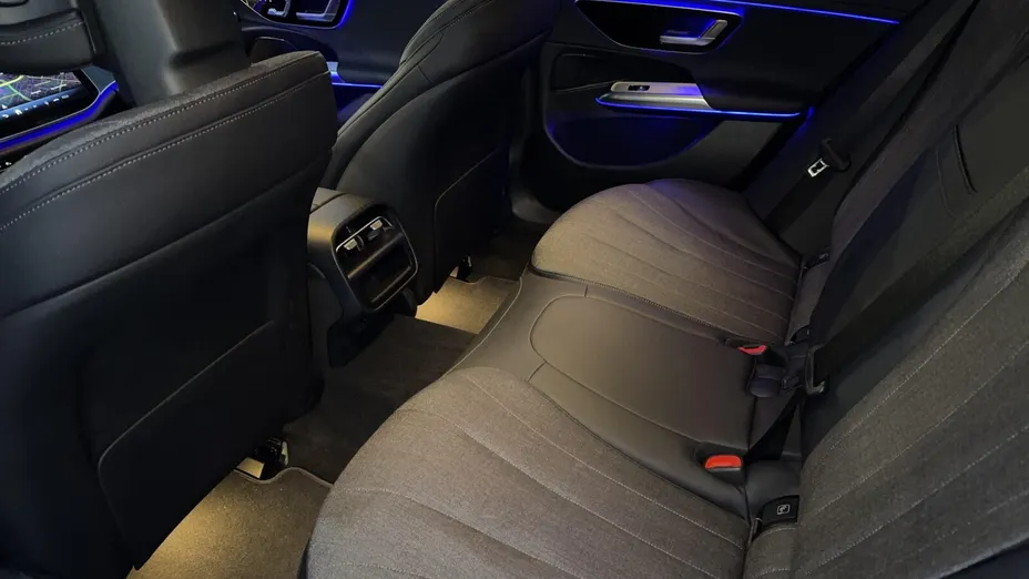 MERCEDES-BENZ E Klasa E 220 d mHEV 4-Matic Avantgarde 9G-Tronic
