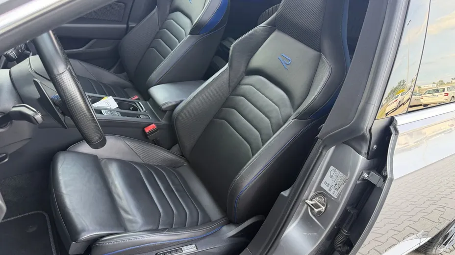 VOLKSWAGEN Arteon Arteon 2.0 TSI 4Motion R DSG