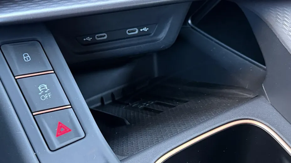 CUPRA Terramar Terramar 1.5 eTSI mHEV DSG