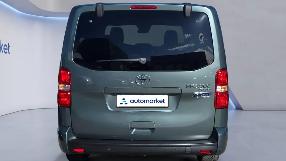 TOYOTA Proace Verso Proace Verso 2.0 D4-D Long Family aut