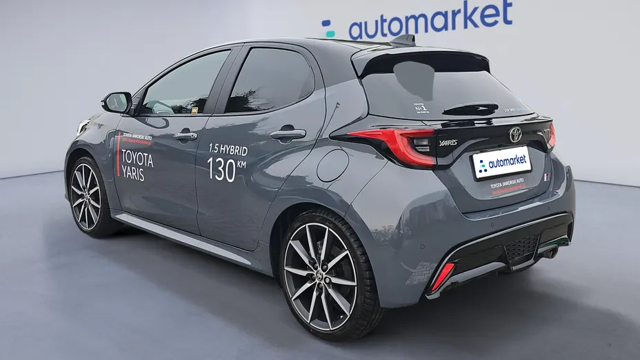 TOYOTA Yaris Yaris Hybrid 1.5 GR Sport