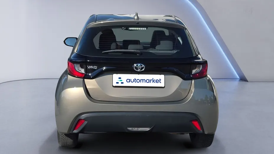 TOYOTA Yaris Yaris 1.5 Comfort