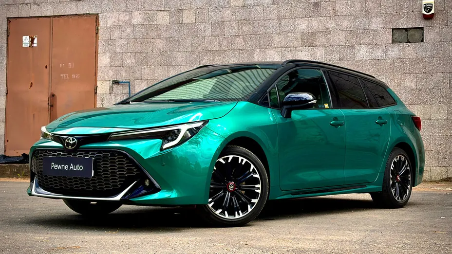 TOYOTA Corolla Corolla 2.0 Hybrid GR Sport