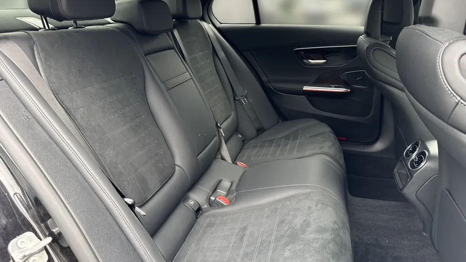 MERCEDES-BENZ C Klasa C 220 d mHEV 4-Matic AMG