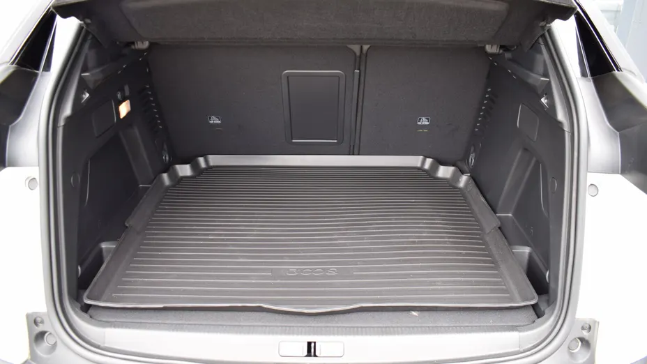 PEUGEOT 3008 3008 1.5 BlueHDi Allure S&S EAT8
