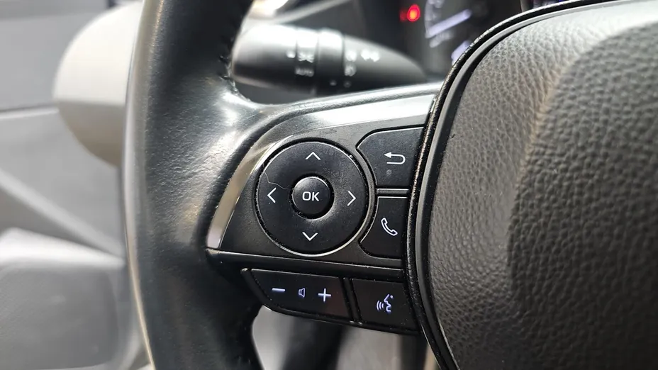 TOYOTA Corolla Corolla 1.8 Hybrid Active