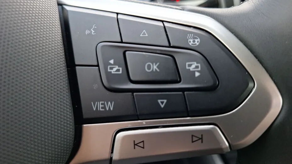 VOLKSWAGEN Passat -