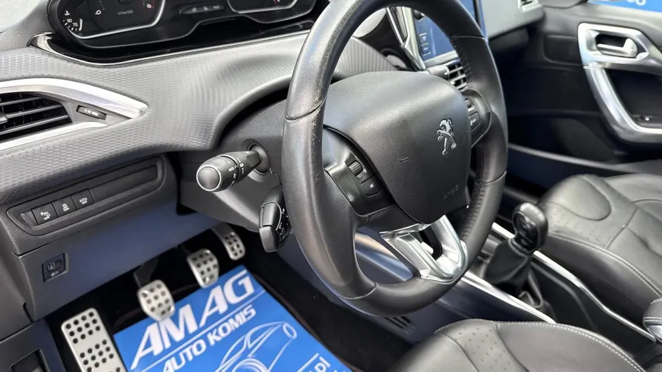 PEUGEOT 2008 -