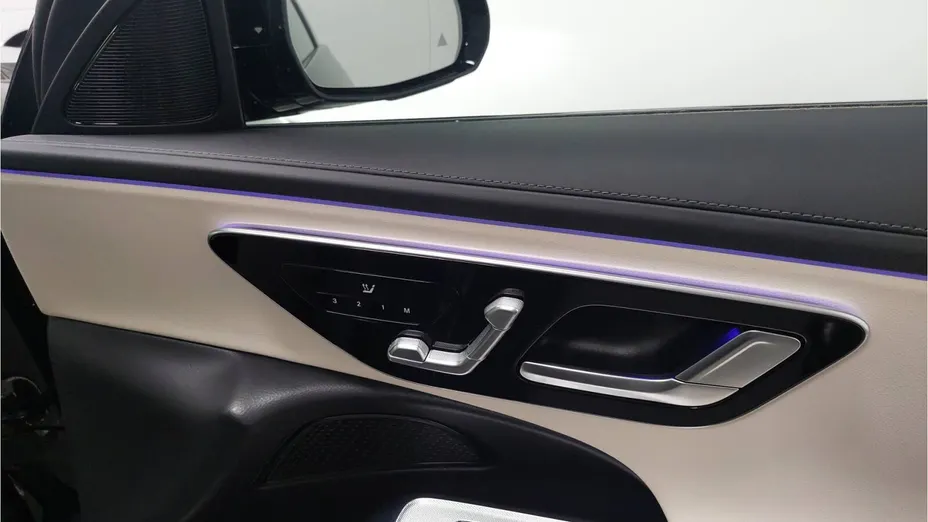 MERCEDES-BENZ E Klasa E 200 mHEV AMG 9G-Tronic