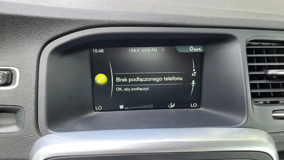 VOLVO V60 -