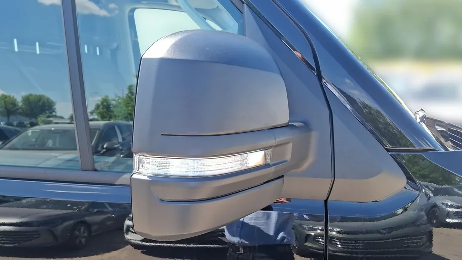 VOLKSWAGEN Crafter Crafter 35 BiTDI 4Motion (9,3m3) aut Nowy