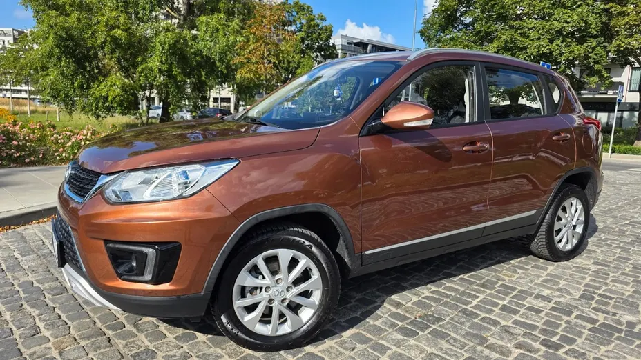 BAIC Senova X35 -