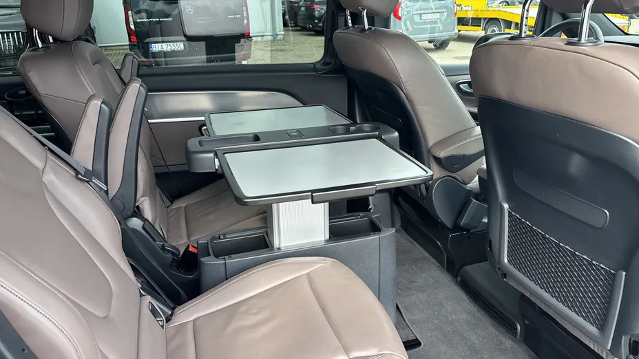 MERCEDES-BENZ V Klasa V 300 d 4-Matic 9G-Tronic Exclusive (długi)