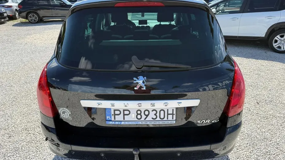 PEUGEOT 308 -