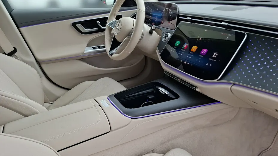 MERCEDES-BENZ E Klasa E 200 mHEV 4-Matic Avantgarde 9G-Tronic