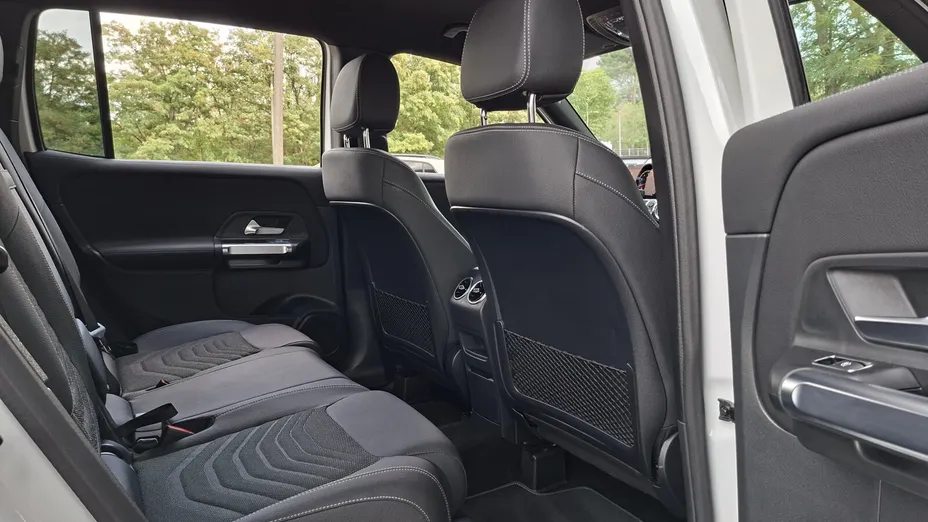MERCEDES-BENZ GLB GLB 180 mHEV Progressive 7G-DCT