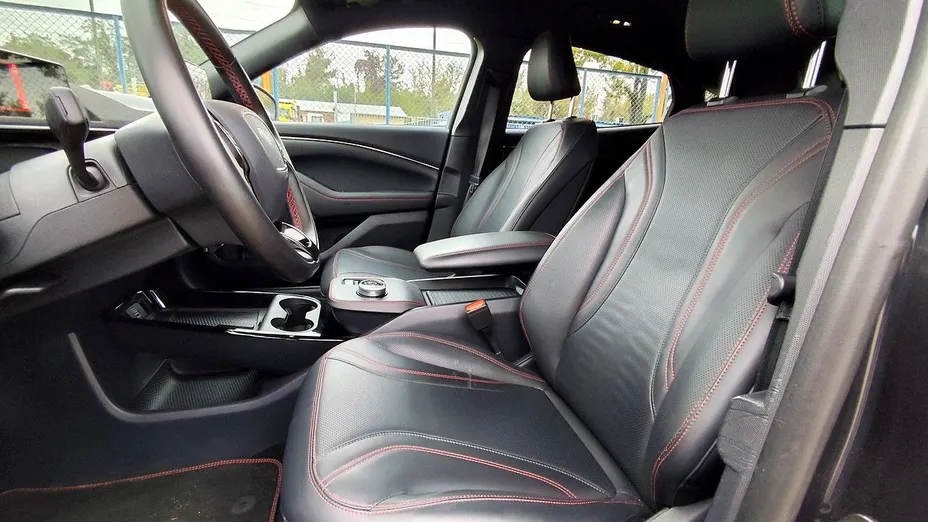 FORD Mustang Mustang 2.3 EcoBoost aut
