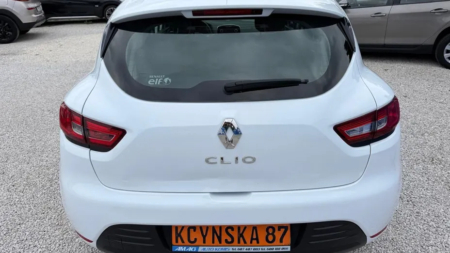 RENAULT Clio -