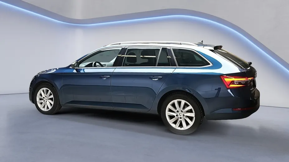 SKODA Superb Superb 2.0 TDI SCR Ambition