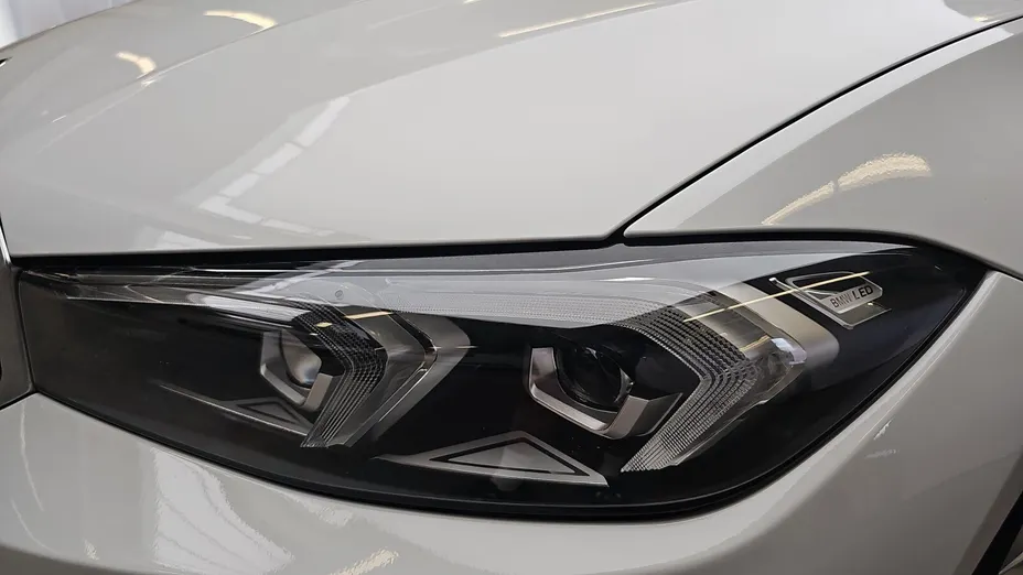 BMW Seria 3 318i aut