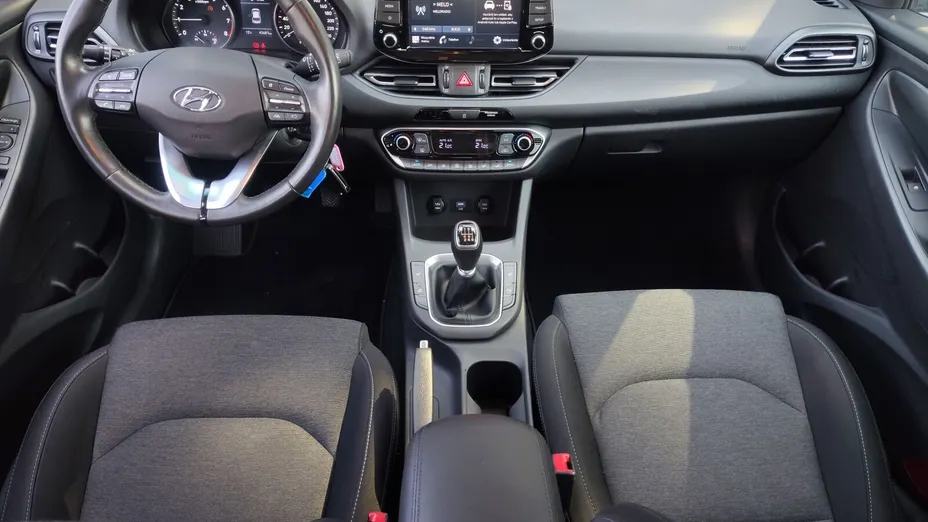 HYUNDAI i30 i30 1.0 T-GDI Smart