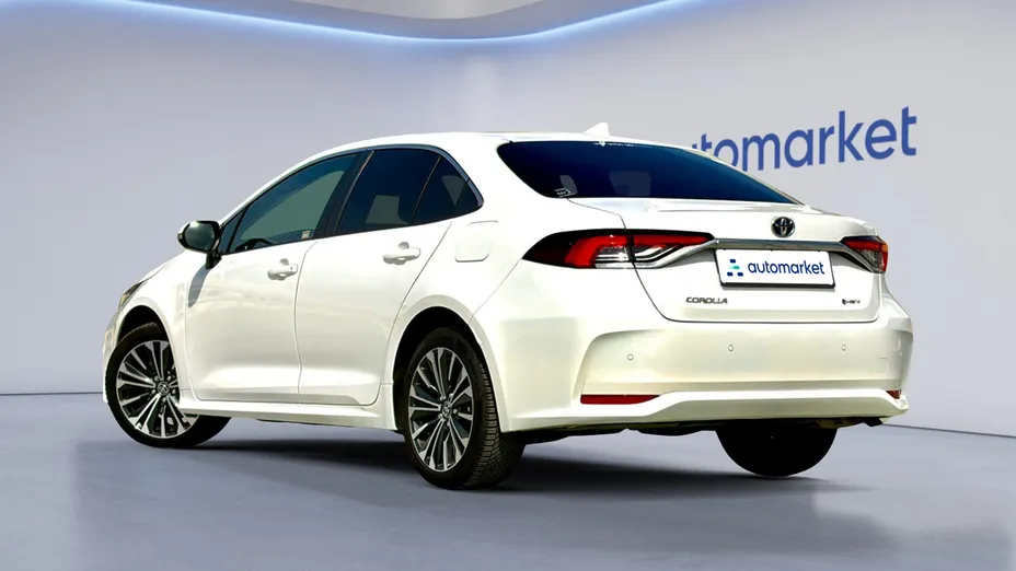 TOYOTA Corolla Corolla 1.8 Hybrid Style